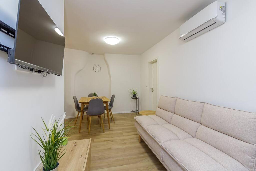 Апартаменты House Aves 1 Каштелир Экстерьер фото
